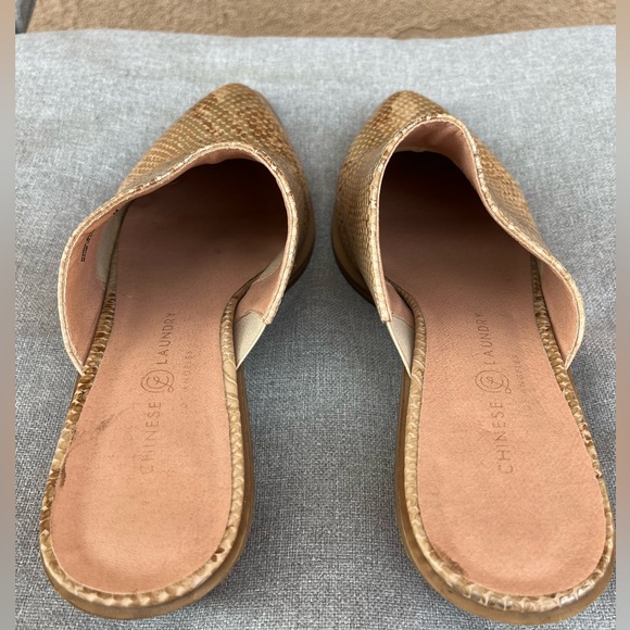Chinese Laundry Gold Metallic Animal Print Mules Size 10 - Picture 5 of 5